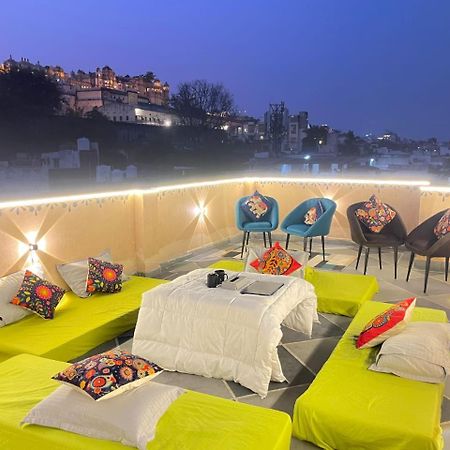Funky Backpackers Hotel Udaipur Buitenkant foto